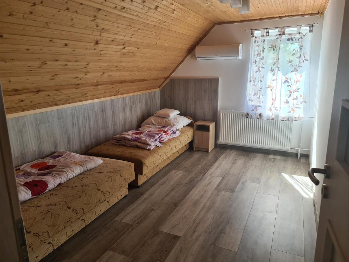 Villa Vaddinszo Lak Kiskunmajsa Esterno foto