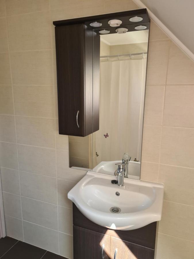 Villa Vaddinszo Lak Kiskunmajsa Esterno foto